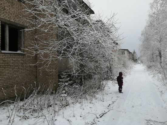 Круглая дата заставила журналистов "МК в Карелии" вспомнить о недавнем посещении заброшенного поселка, ставшего своеобразной достопримечательностью